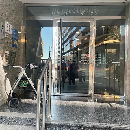 Appartement Majestic, A 60 M De La Playa Y A 100 M Del Centro De La Ciudad